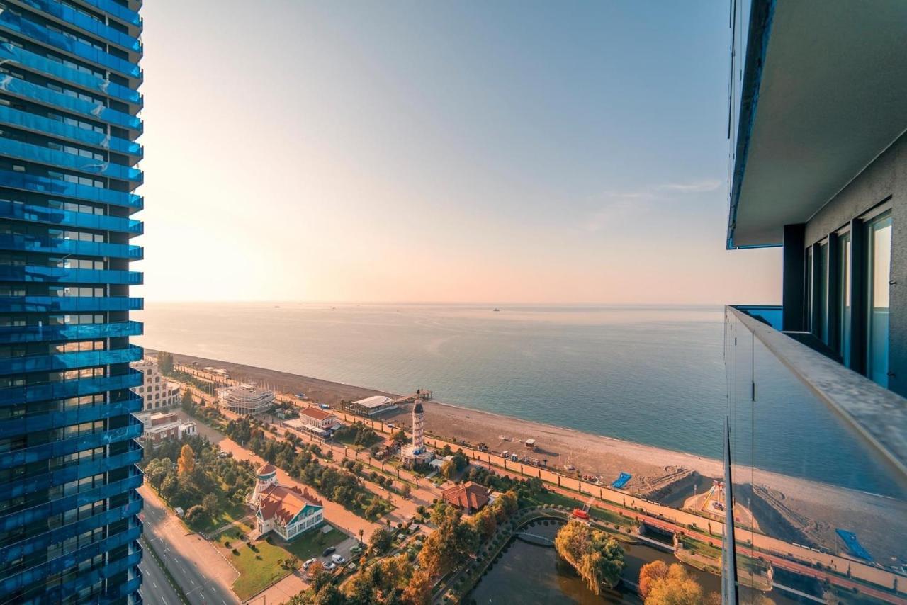 Black Sea Luxury Towers Hotel Batoemi Buitenkant foto