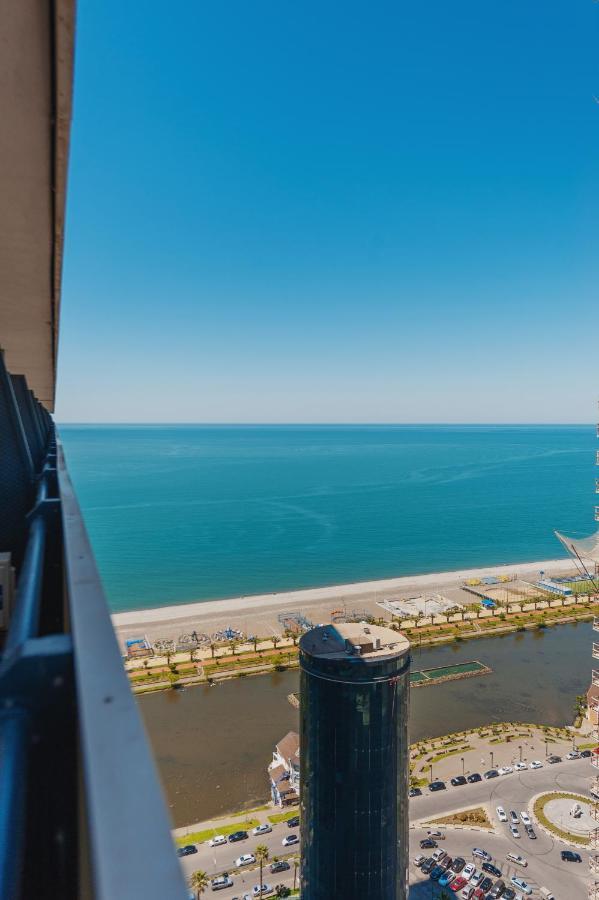 Black Sea Luxury Towers Hotel Batoemi Buitenkant foto