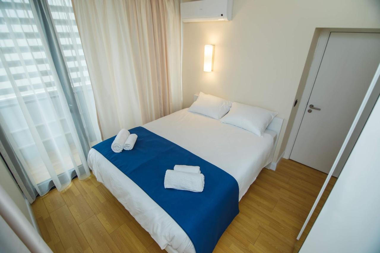 Black Sea Luxury Towers Hotel Batoemi Buitenkant foto
