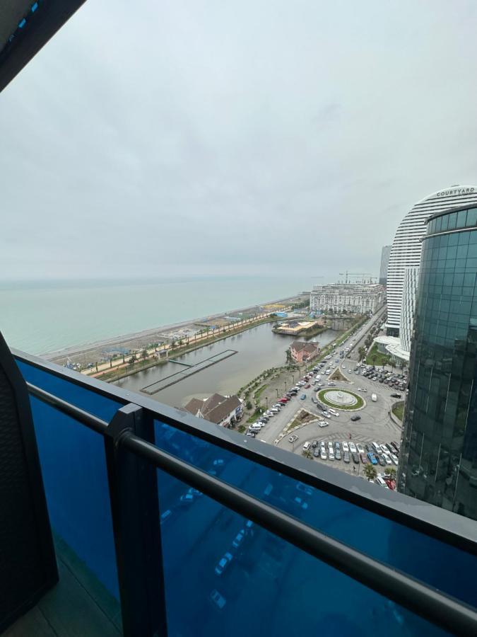 Black Sea Luxury Towers Hotel Batoemi Buitenkant foto