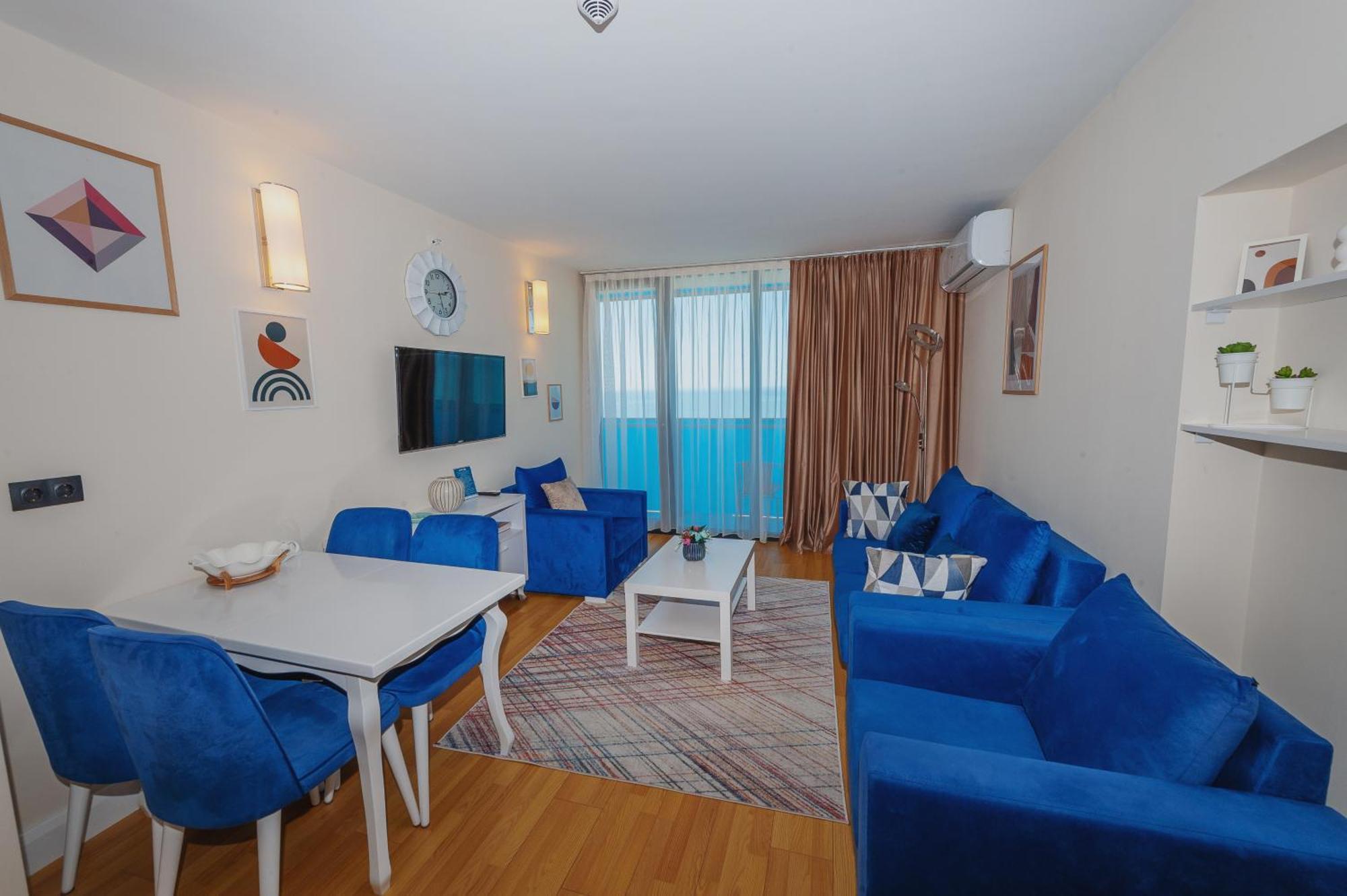 Black Sea Luxury Towers Hotel Batoemi Buitenkant foto