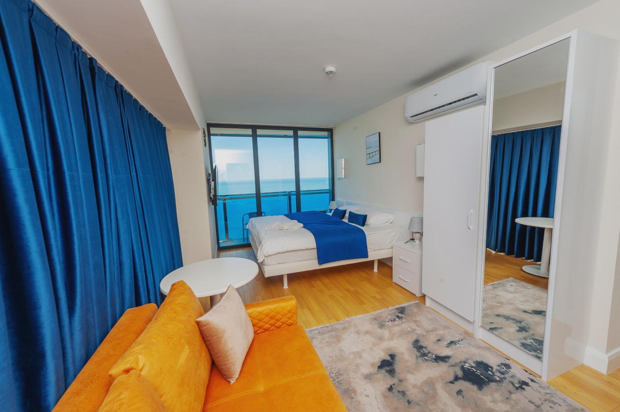 Black Sea Luxury Towers Hotel Batoemi Buitenkant foto