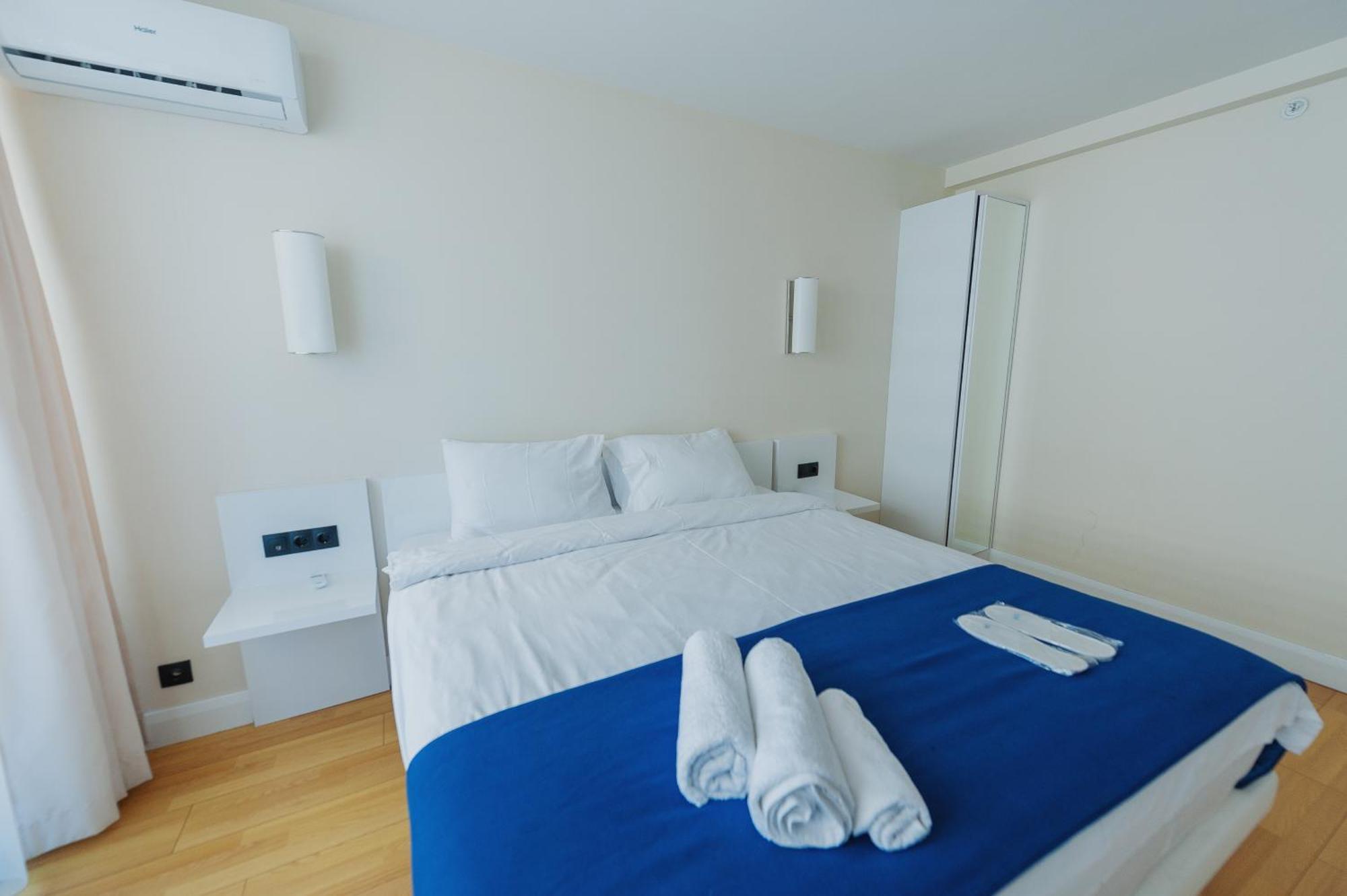 Black Sea Luxury Towers Hotel Batoemi Buitenkant foto