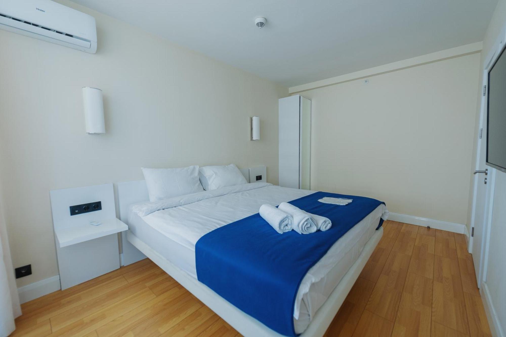 Black Sea Luxury Towers Hotel Batoemi Buitenkant foto
