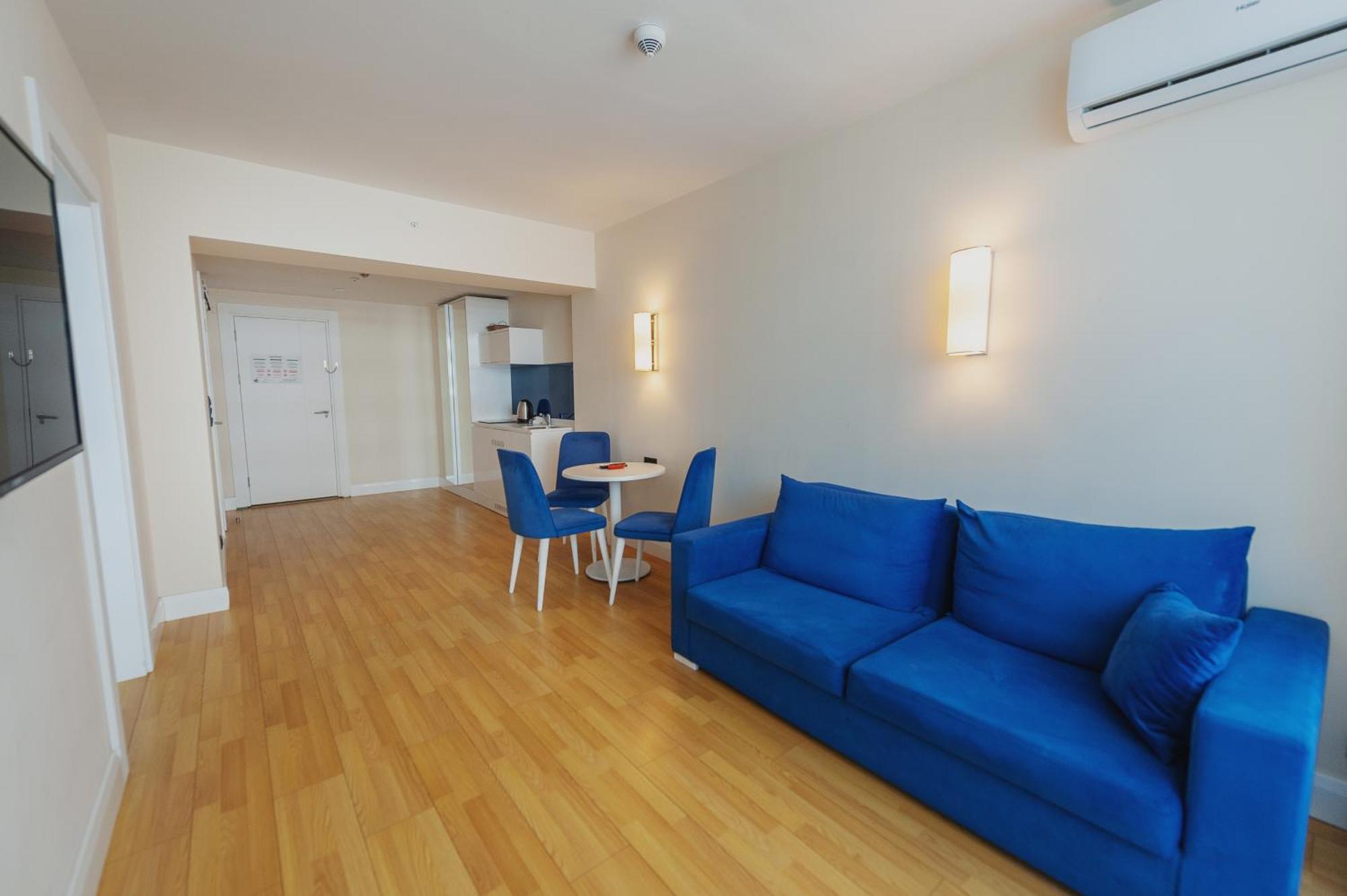 Black Sea Luxury Towers Hotel Batoemi Buitenkant foto