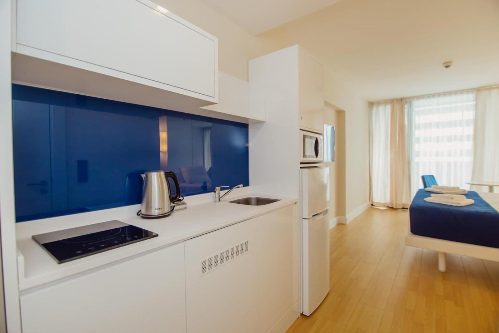 Black Sea Luxury Towers Hotel Batoemi Buitenkant foto